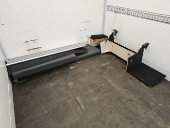 EURO CARGO 220 / LES / SCHOOL / FAHRSCHULE / CLOSED BOX